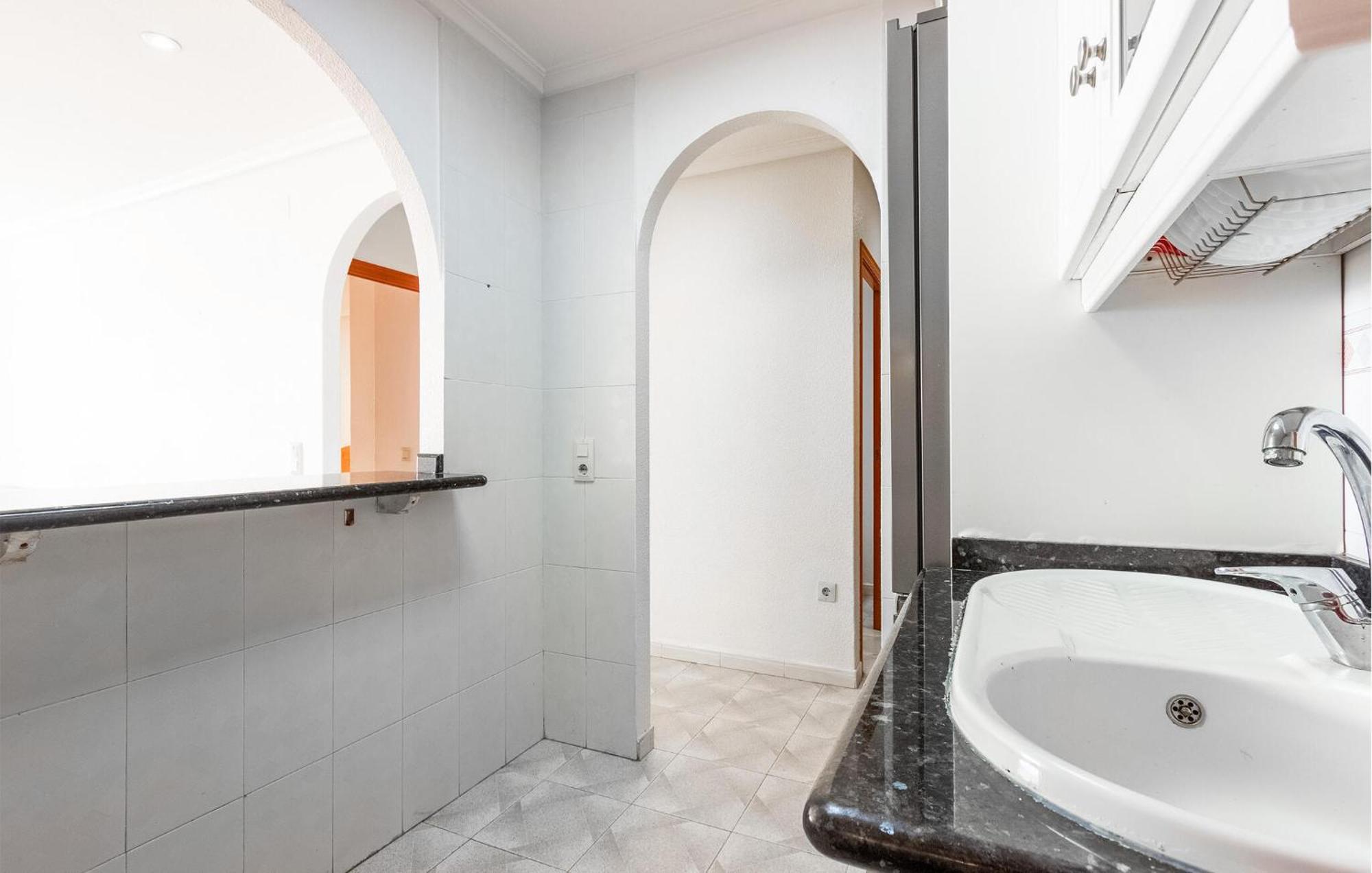 Lovely Apartment In Santa Pola With Kitchenette Exterior foto