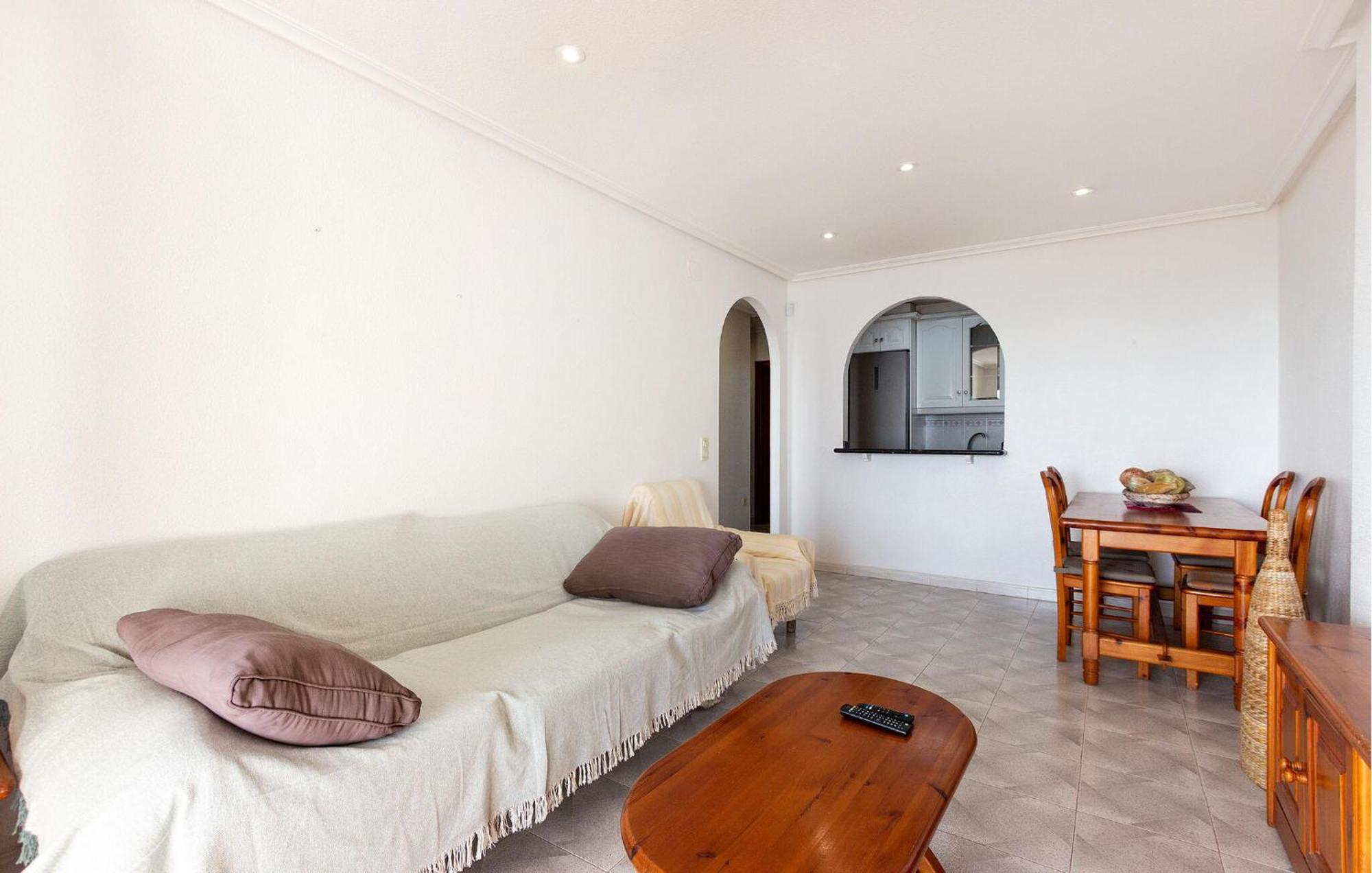 Lovely Apartment In Santa Pola With Kitchenette Exterior foto