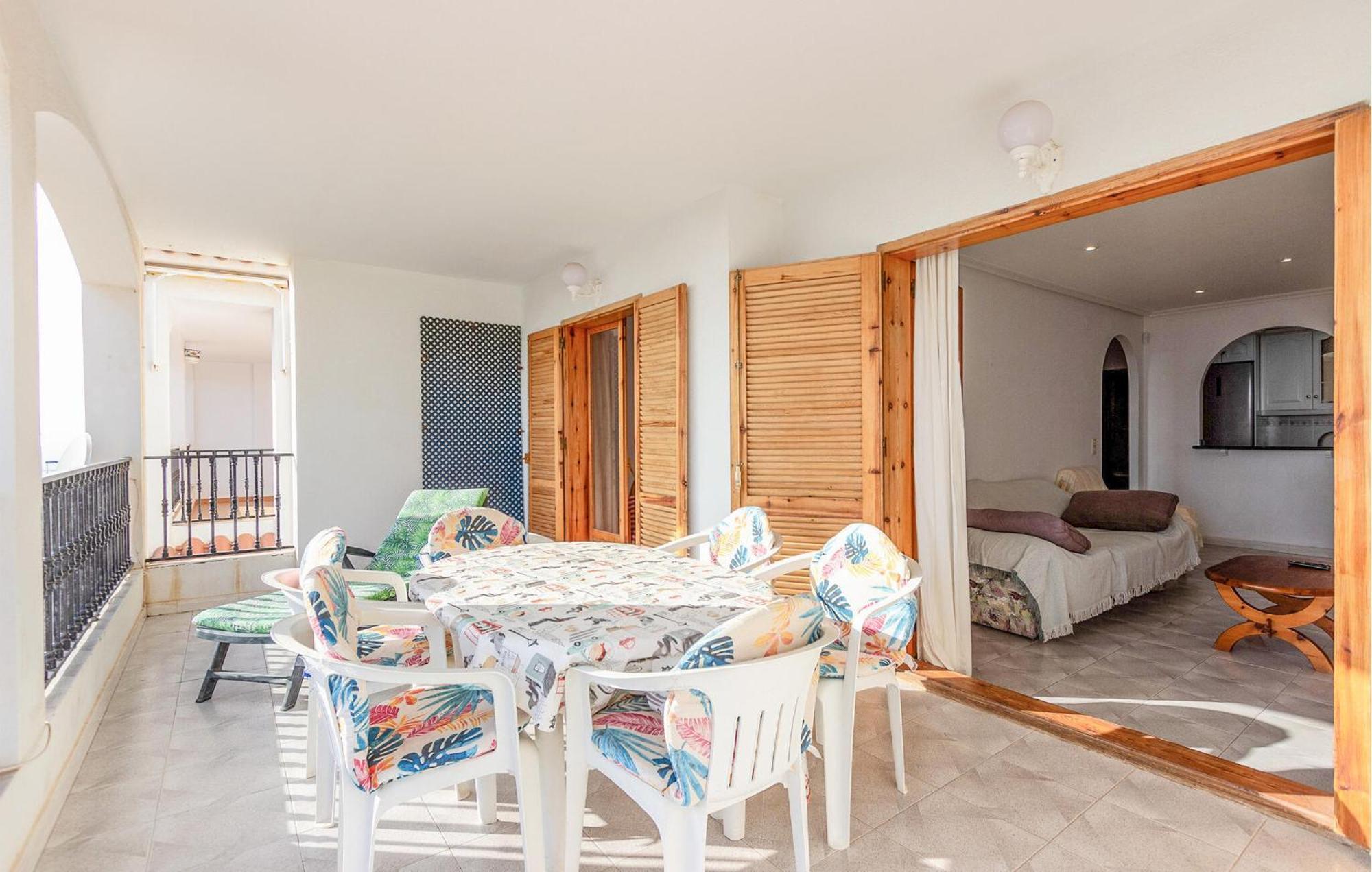 Lovely Apartment In Santa Pola With Kitchenette Exterior foto