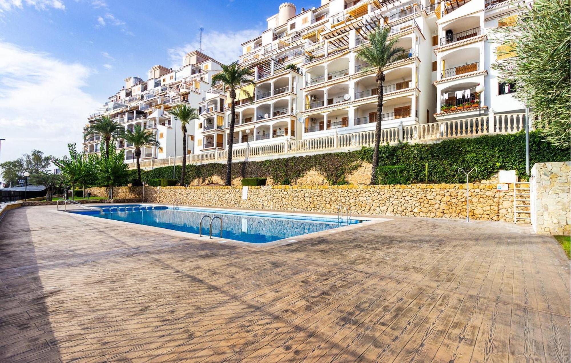 Lovely Apartment In Santa Pola With Kitchenette Exterior foto